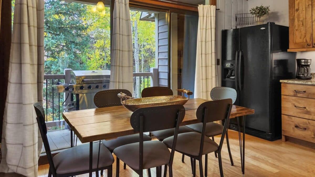 Cozy 2 Bedroom Condo In Town Walk To Main St Skiing 브레켄리지 외부 사진
