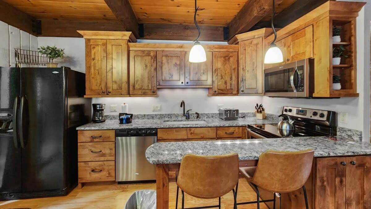 Cozy 2 Bedroom Condo In Town Walk To Main St Skiing 브레켄리지 외부 사진